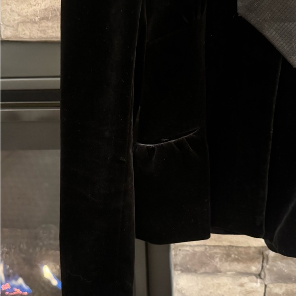 Diane Von Furstenberg Black Velvet Jacket with Bow - Size 2 - Picture 5 of 10